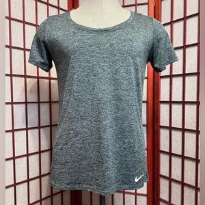 NIKE Women’s Dri-Fit Short Sleeve Scoop Neck Shirt Medium (M)